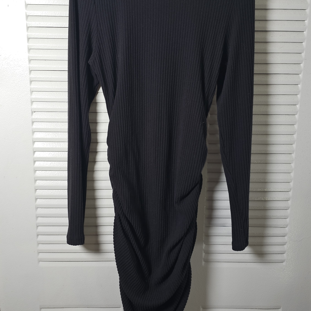SHEIN Black Ribbed Long-Sleeve Bodycon Dress